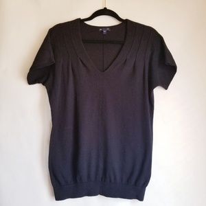 Gap Short Sleeve Pull Over Sweater